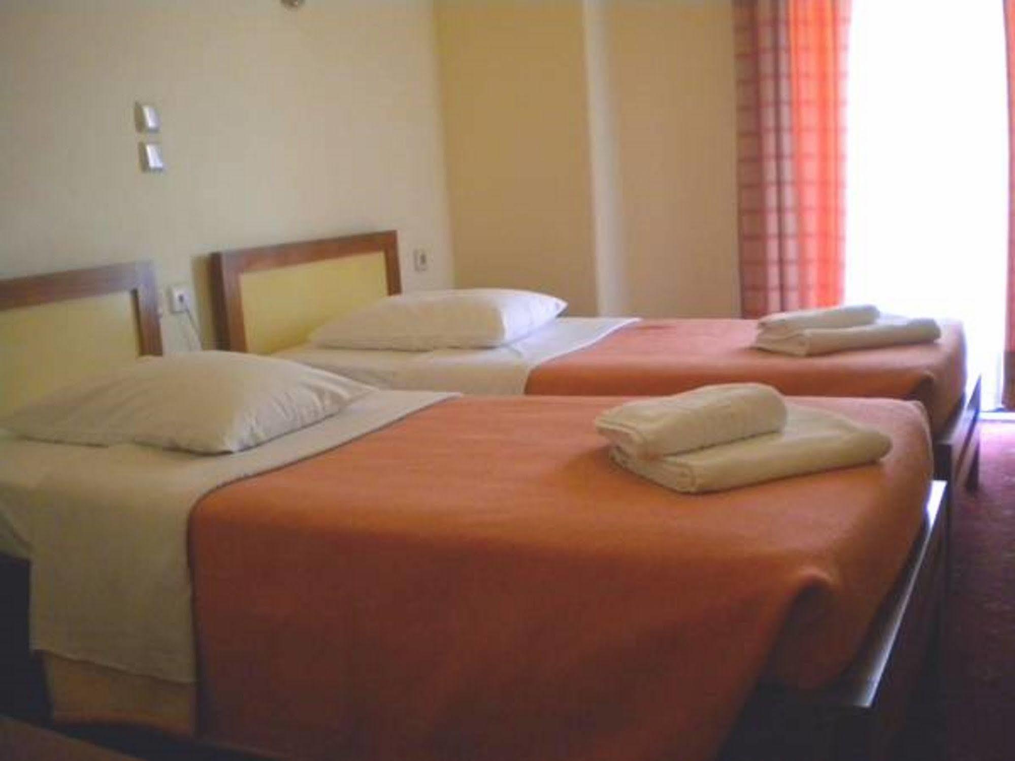 Athens Moka Hotel Екстериор снимка
